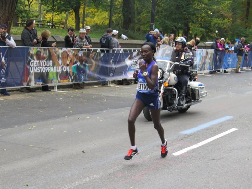 Winner Mary Keitany of Kenya, with about a third of a mile to go